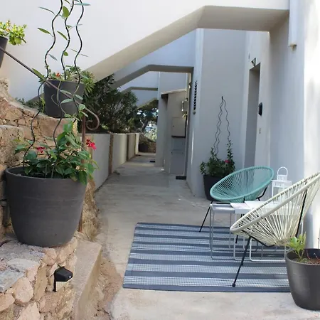 Apartment Residences Sopramare *